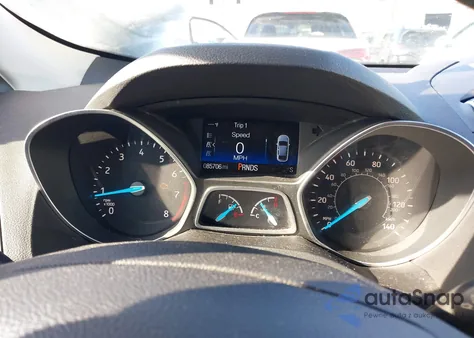 2018 Ford Escape Se z USA, uszkodzony, nr VIN 1FMCU9GDXJUA26433